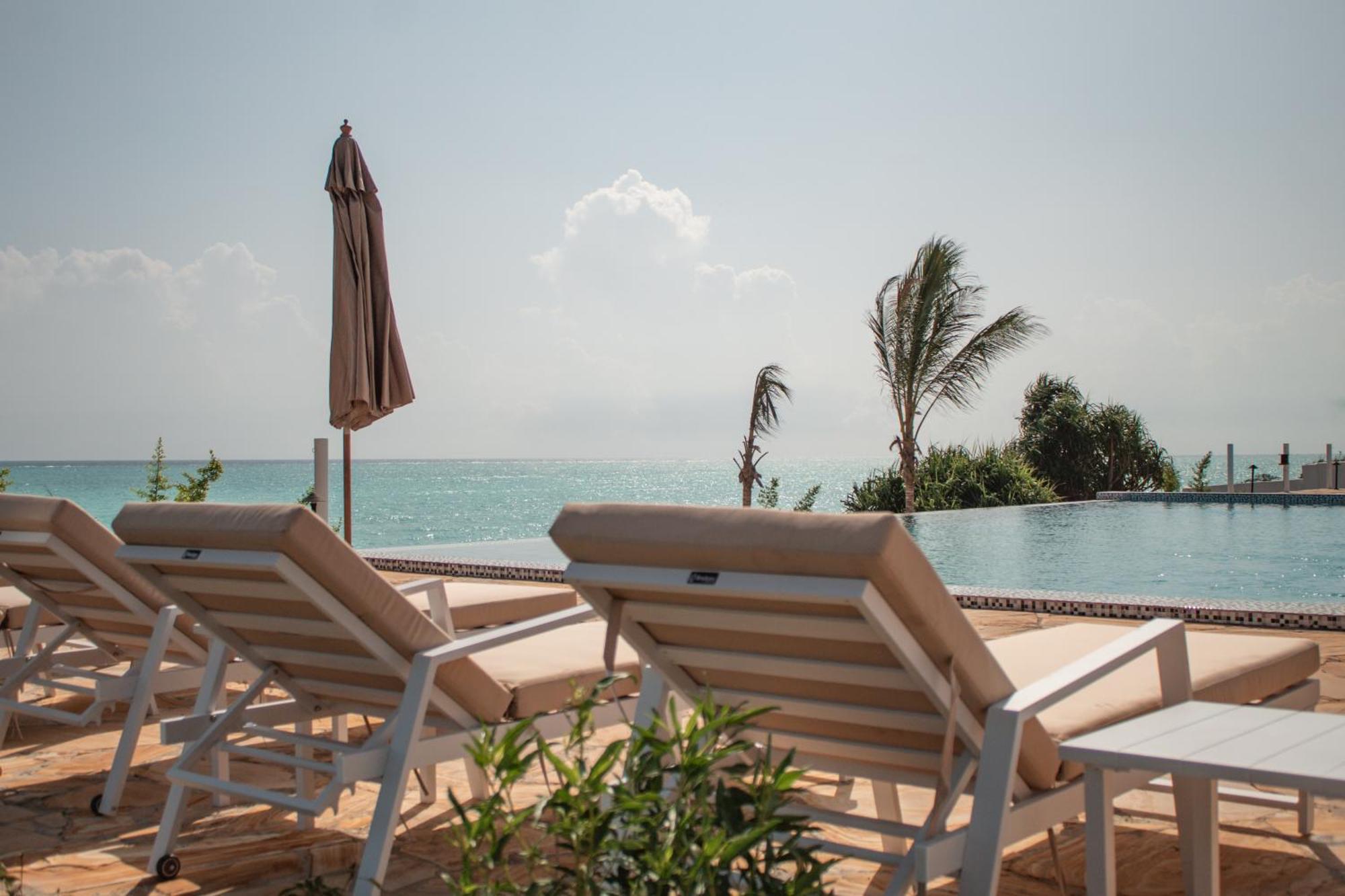 Oasis Blu Beach Resort-Adults Only Nungwi Exterior photo